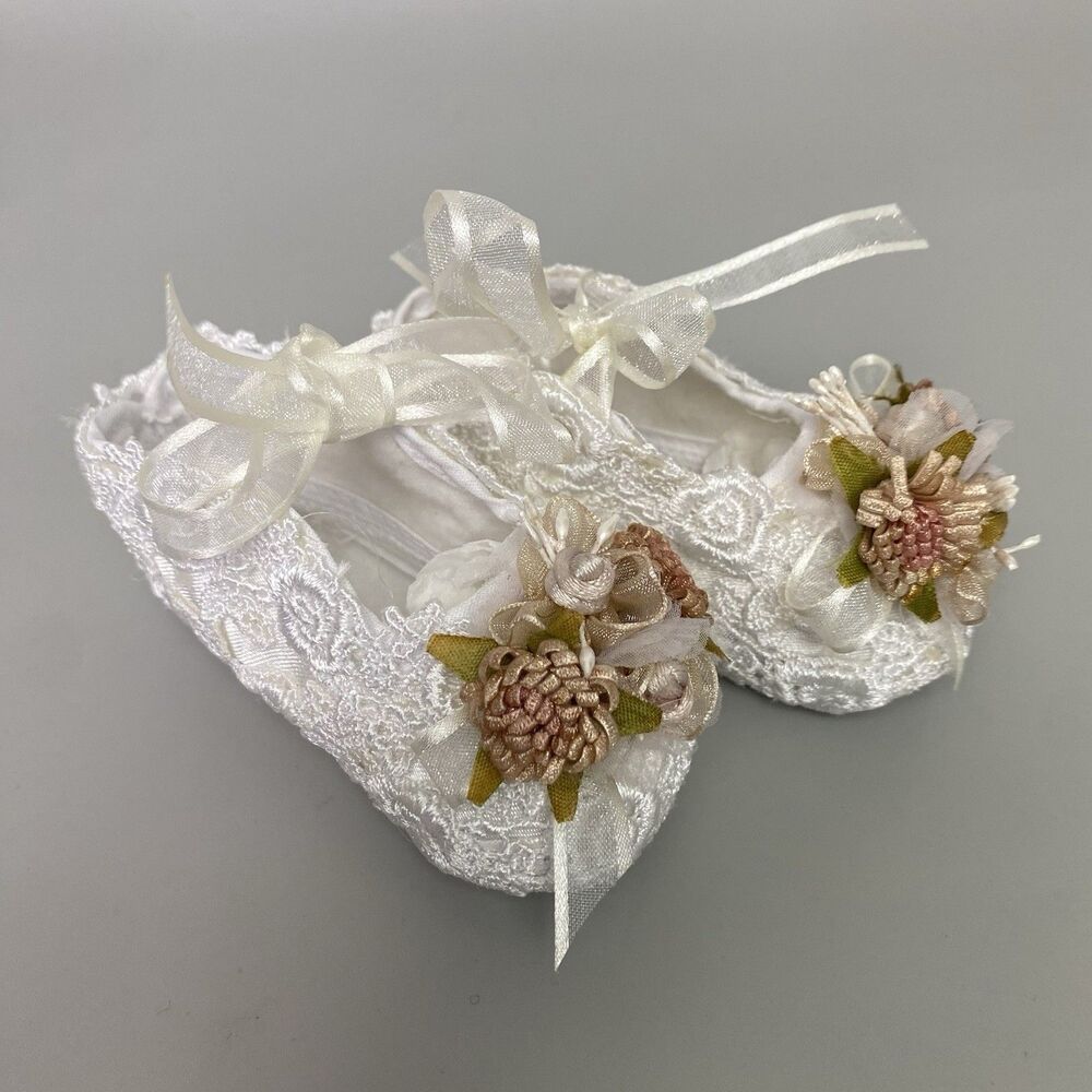 Vintage Baby Christening Baptism Shoes White Lace Ribbon Floral 3.5”